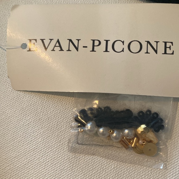 NWT & Vintage 1990s Evan-Picone Lambswool/Angora/Nylon Sequins Sweater - Picture 4 of 4